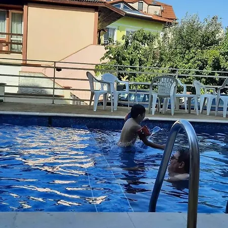 アパート Aпартамент гранд ивановино - спринг корт *